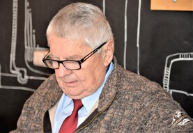 f60.jpg